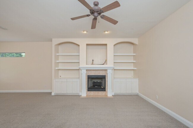 Building Photo - Lovely 3 Bedroom in the Heart of Niceville!