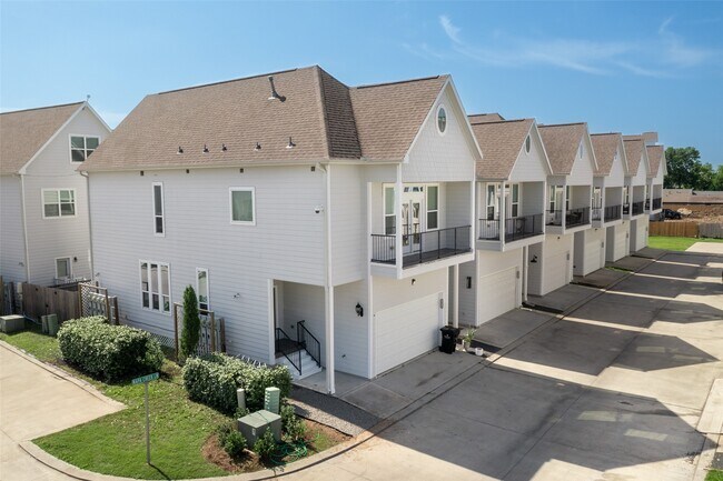 Building Photo - 1814 Napa Creek Ln