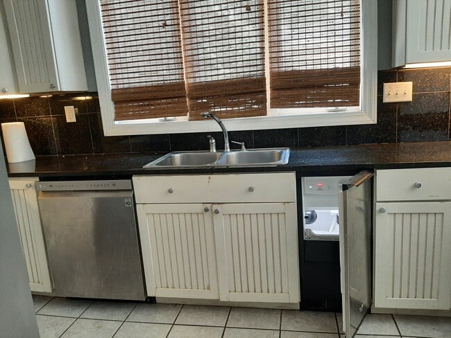 ice maker - 1430 Queen City Ave