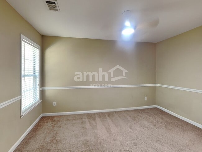 Building Photo - 5715 Oxborough Way