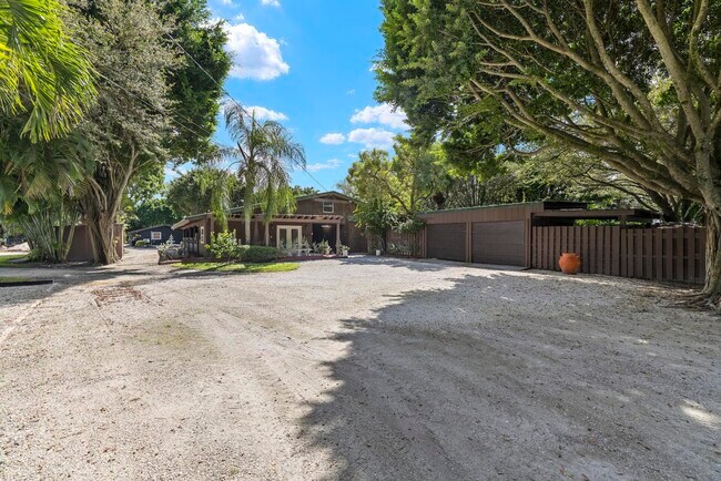 Building Photo - 14996 50th St S