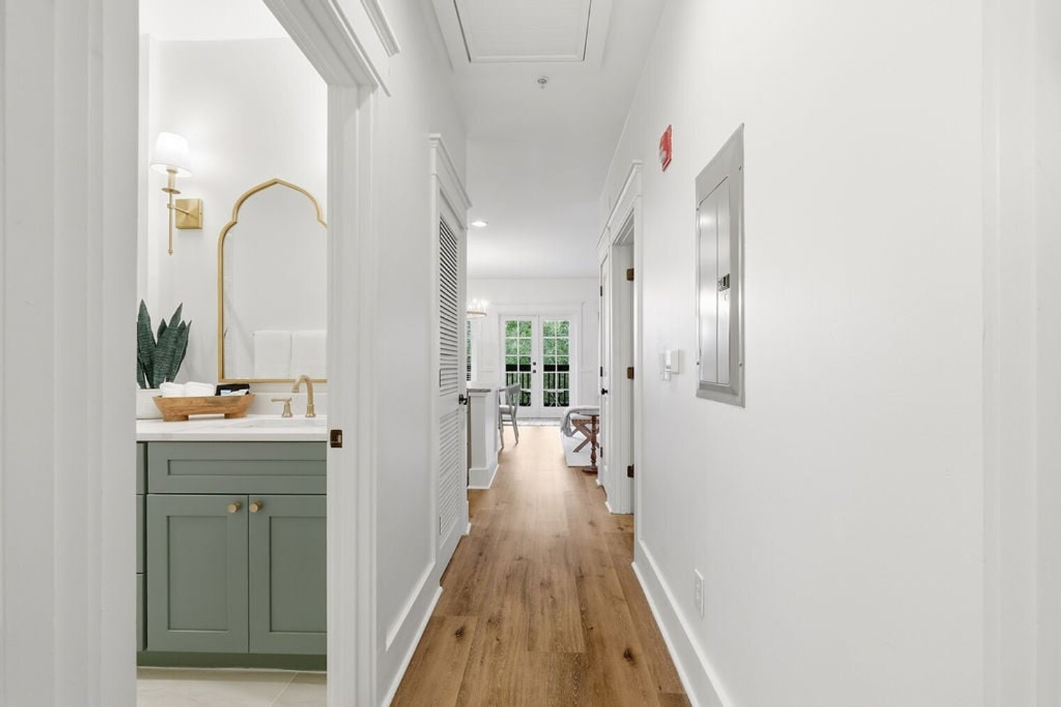 Building Photo - 122 Georgetown Ave