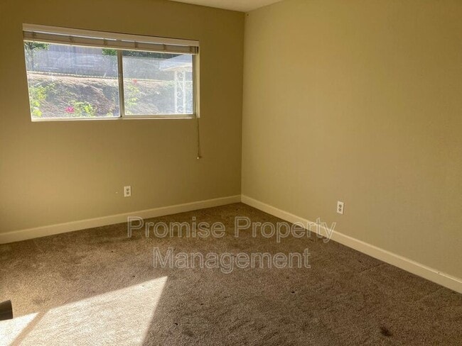 Building Photo - 1235 Peach Grove Ln