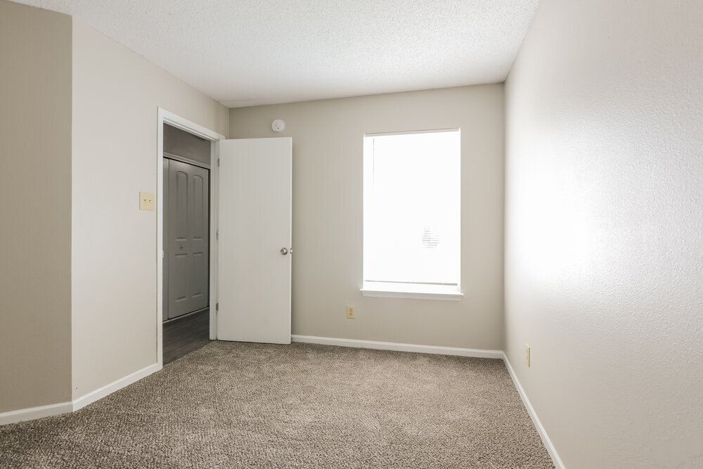 Building Photo - 2906 Redland Ln