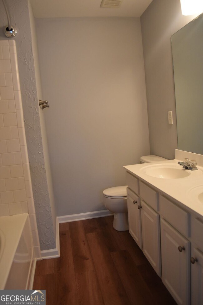 Building Photo - 1078 Prestwyck Ct