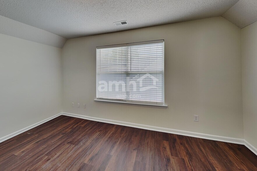 Building Photo - 6515 Goldenblush Cir