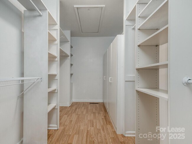 Building Photo - 5110 Dunes Ct