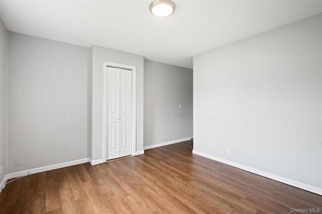 Building Photo - 5 Lincoln St