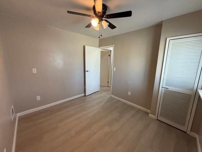 Building Photo - Charming Home in Woodland