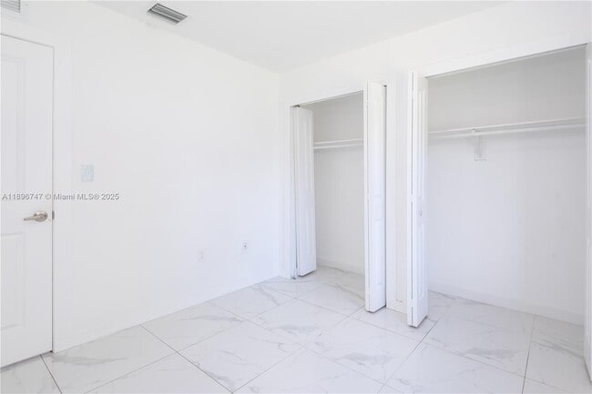 Building Photo - 2492 NW 44th St
