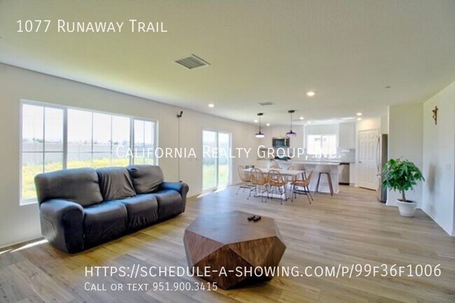 Building Photo - 1077 Runway Trl