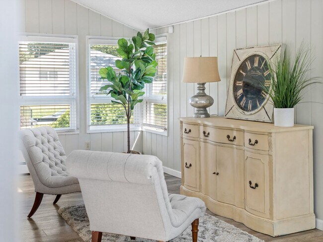 Building Photo - Spacious 2-Bedroom Home with Private Deck,...