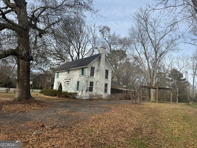 Building Photo - 6 Church St