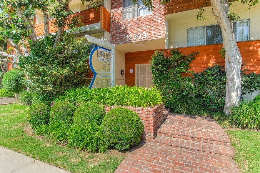 Building Photo - 12333 Texas Ave