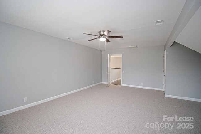 Building Photo - 14401 Widgeon Ct