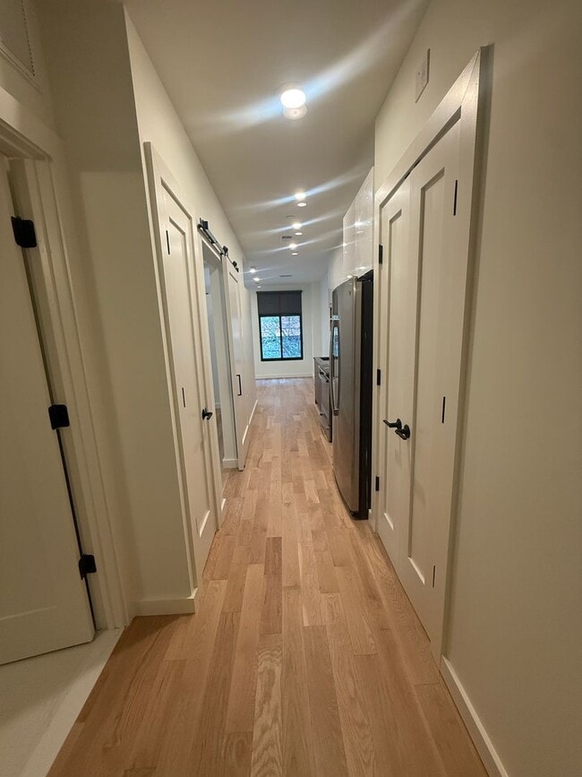 Building Photo - Brand new units 0-1 bedroom