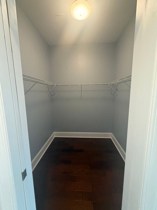 Building Photo - Luxury 3 Bedroom Condo in the Heart of Lawrenceville