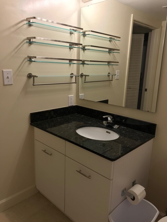 Building Photo - 300 S Duval St