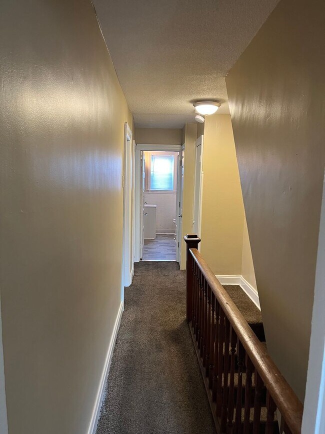 Building Photo - 409 S Potomac St