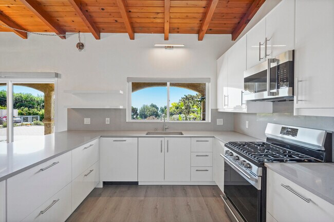 All new appliances, counters, soft close drawers - 31259 Bailard Rd