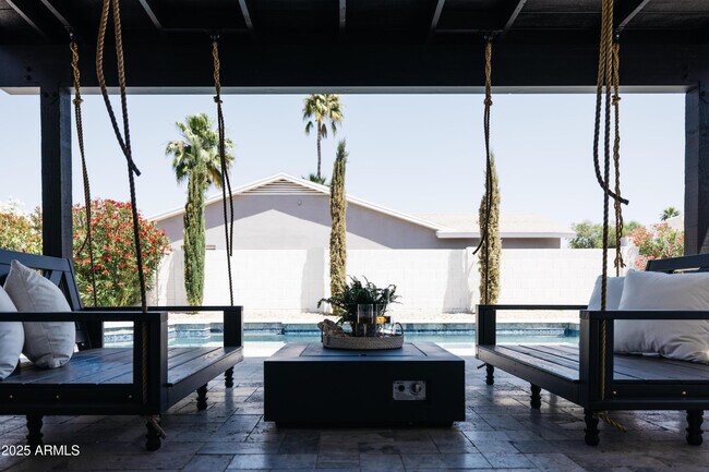 Building Photo - 4944 E Andora Dr