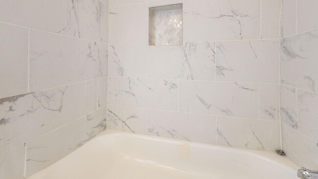 Building Photo - 831 N 63rd St