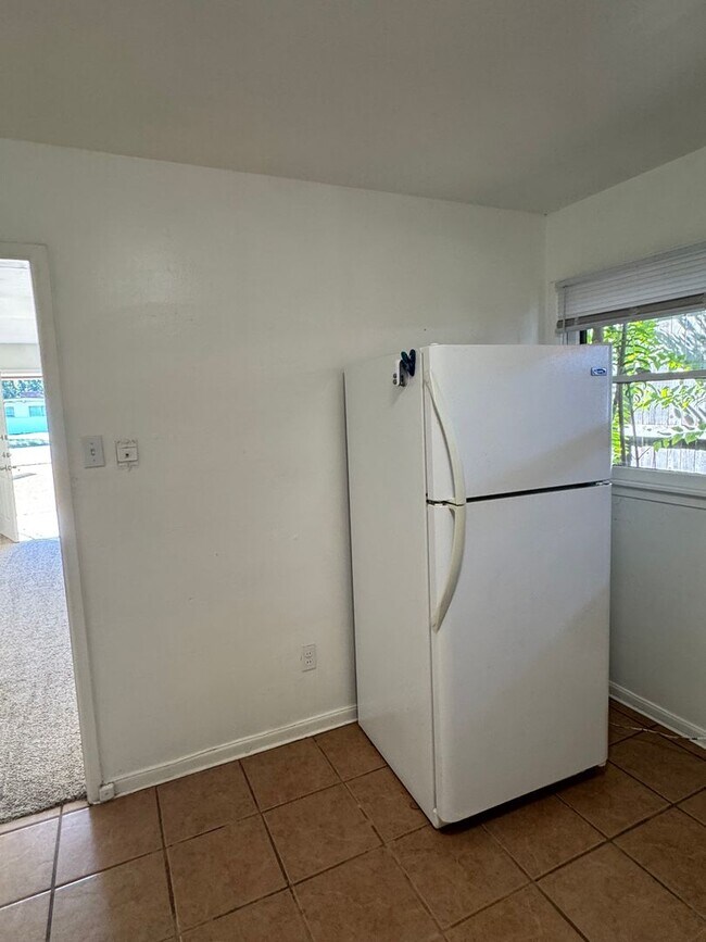 Building Photo - 2418 46th St