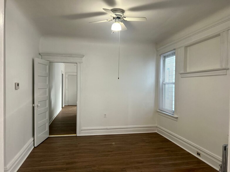 Building Photo - 36 Tiffany Pl