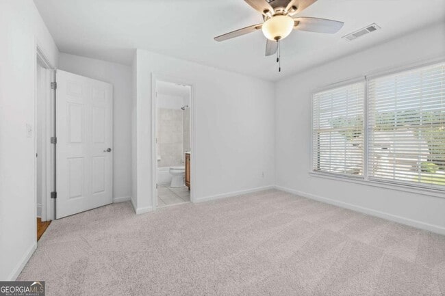 Building Photo - 1475 Boomer Cir