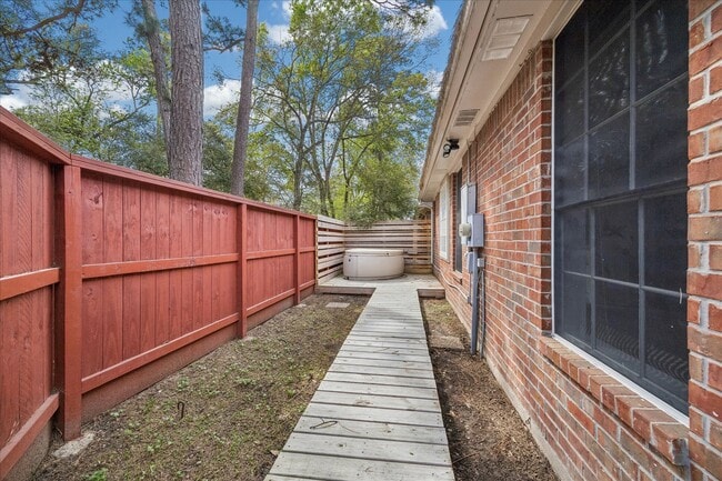 Building Photo - 3115 Cedar Knolls Dr