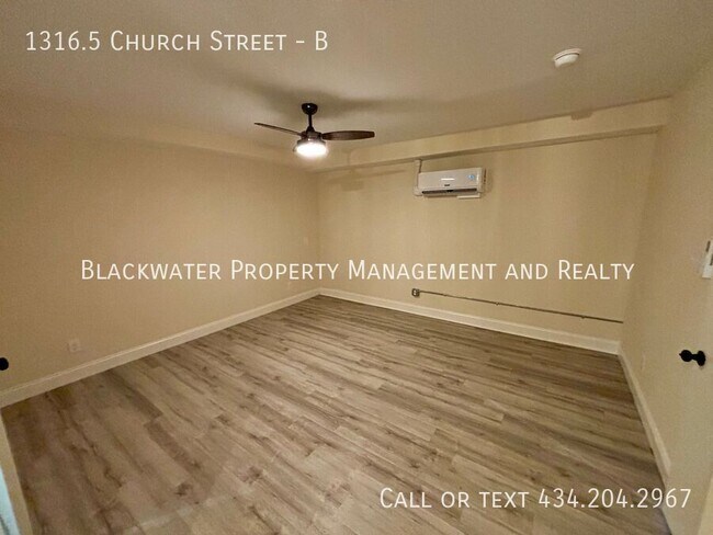 Building Photo - 1316.5 Church St