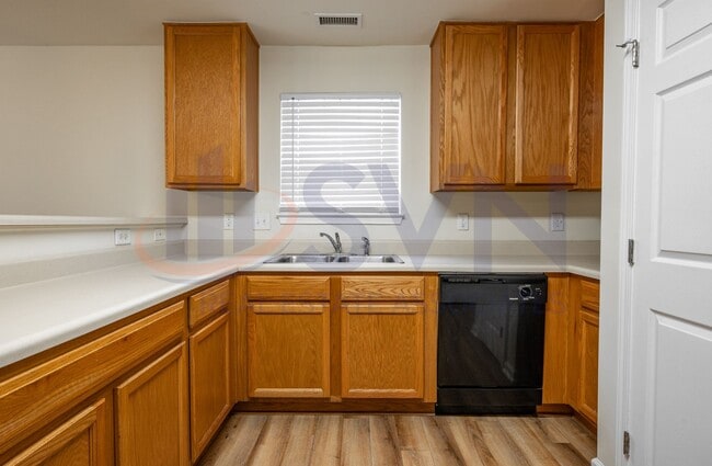 Building Photo - Spacious 4BR, 2.5BA Summer Meadow Durham Home