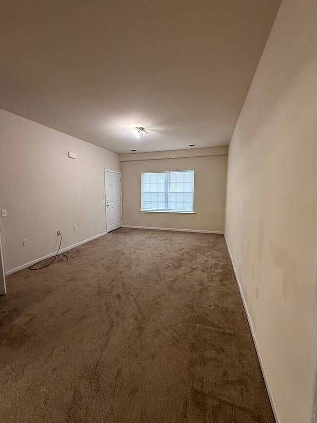 Building Photo - 3494 Linden St