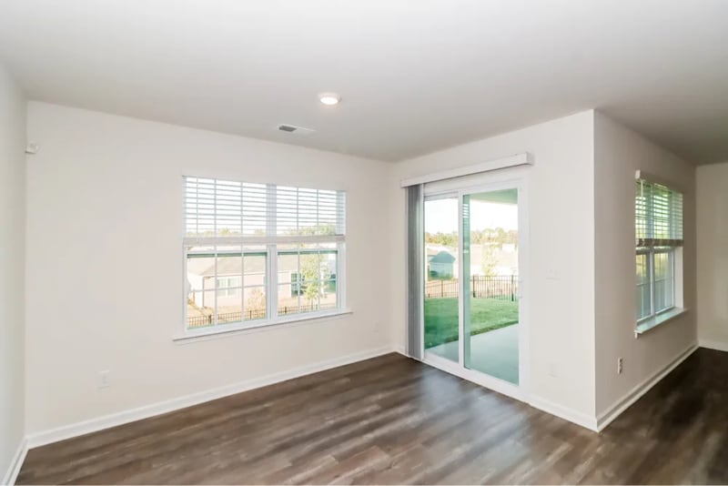 Building Photo - 166 Cassius Dr