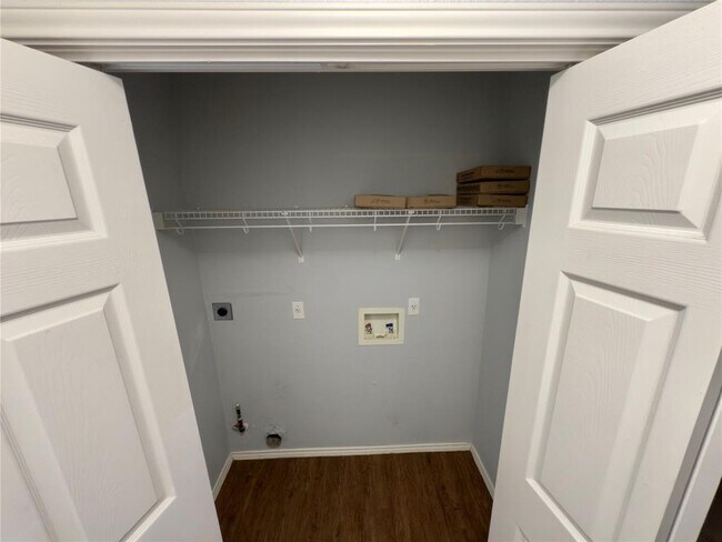 Building Photo - 3108 Port Anne Way