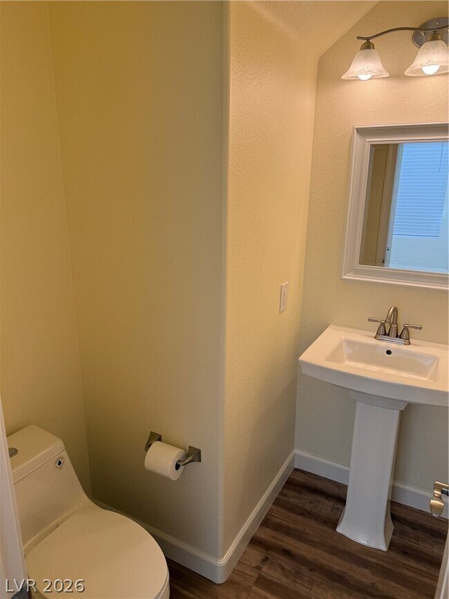 Building Photo - 5721 Mt Athos St