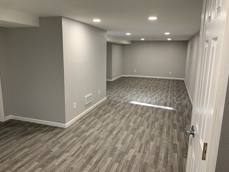 Basement Living Room - 424 12th Ave S