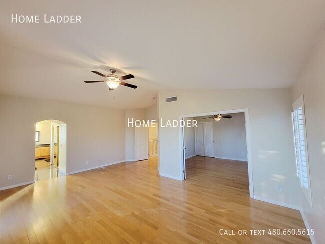 Building Photo - 4027 E Kirkland Rd