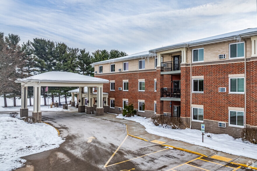 Building Photo - The Heritage