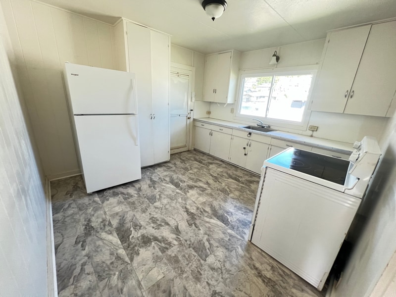 Building Photo - 45-569-569 Paleka Rd