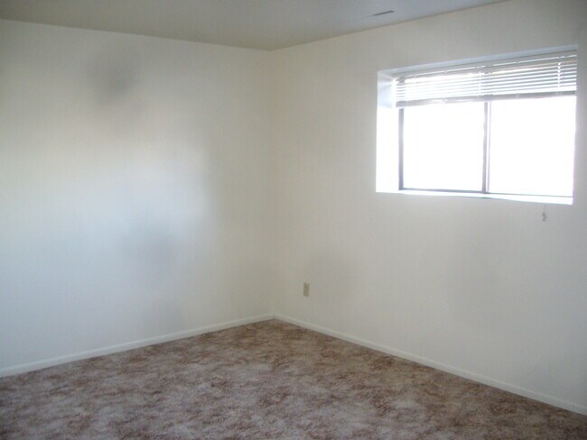 Building Photo - 1509 Stoddard St