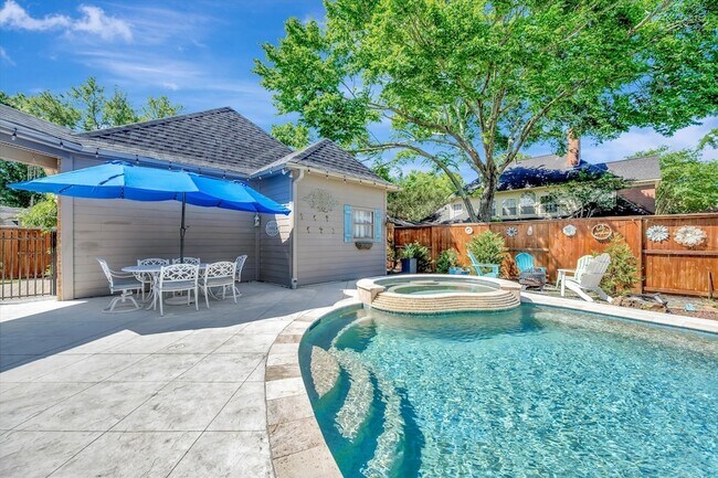 Building Photo - 14826 Sparkling Bay Ln