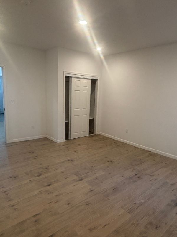 Building Photo - 155 16th Ave