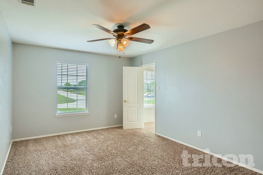 Building Photo - 3911 Alpha Way