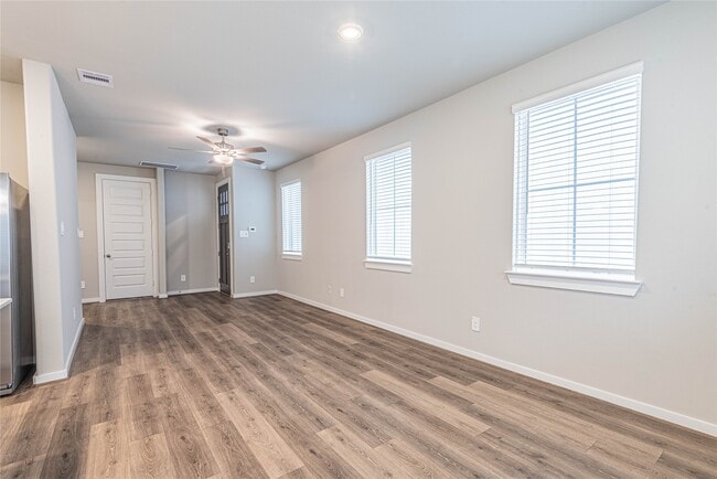 Building Photo - 4109 Fig Grv St