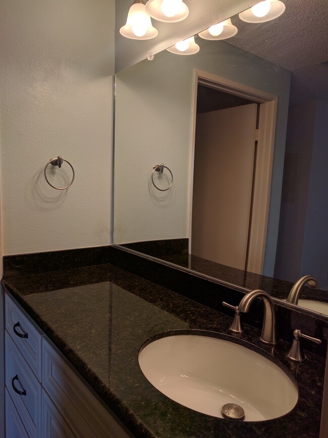 Vanity II - 10021 Tabor St