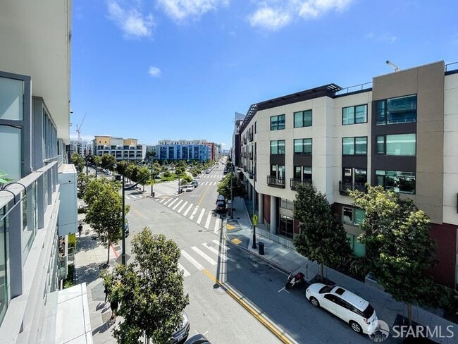 Building Photo - 708 Long Bridge St