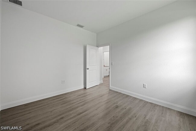 Building Photo - 351 Ranchito Ave