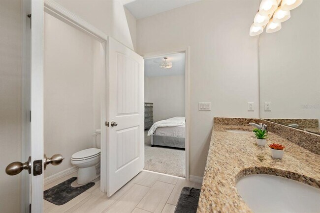 Building Photo - 16743 Herongate Dr