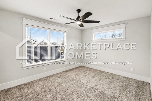 Building Photo - 521 Kingwood Ln